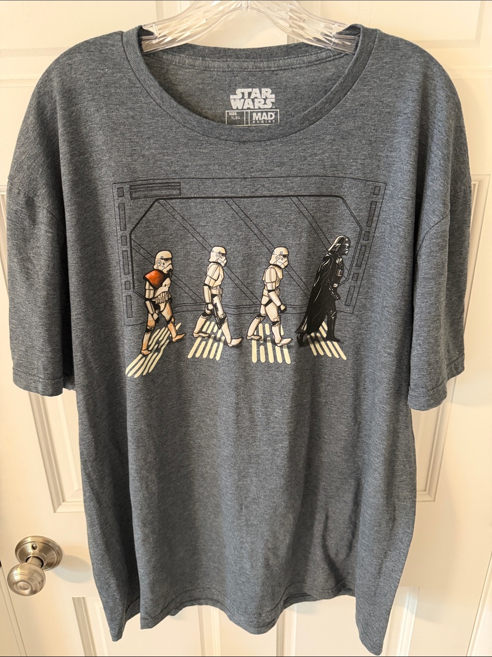 Mad Engine Star Wars Death Star Road Tee Gray Size XL